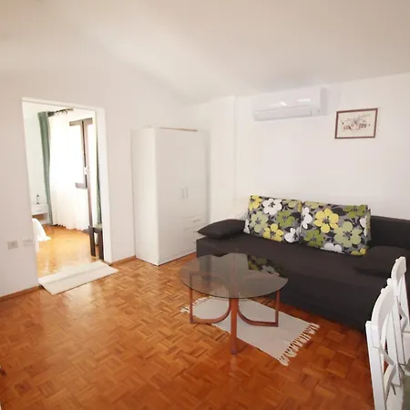 Apartment Marea *